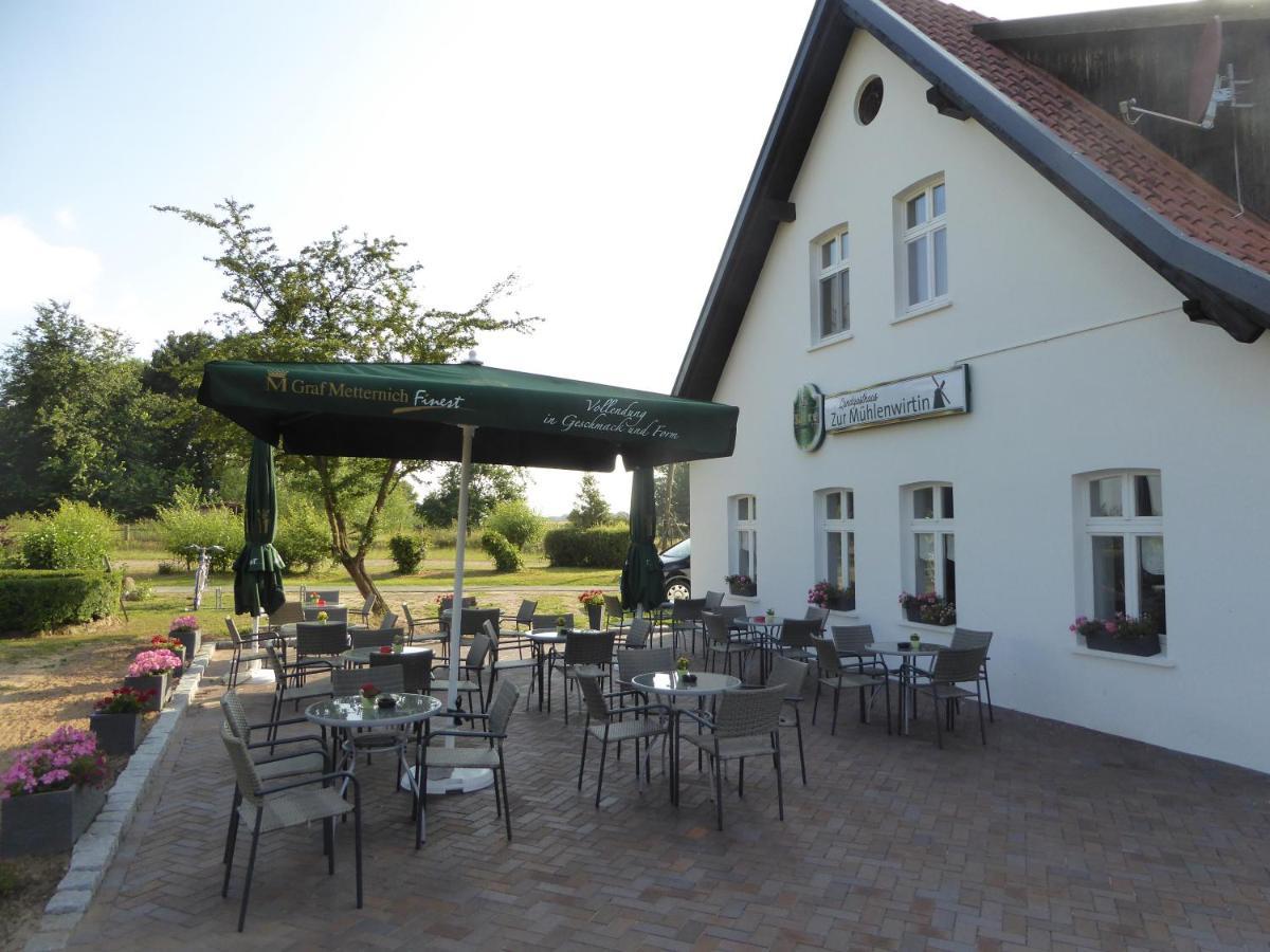 Landgasthaus Zur Mühlenwirtin Petershagen Exterior foto